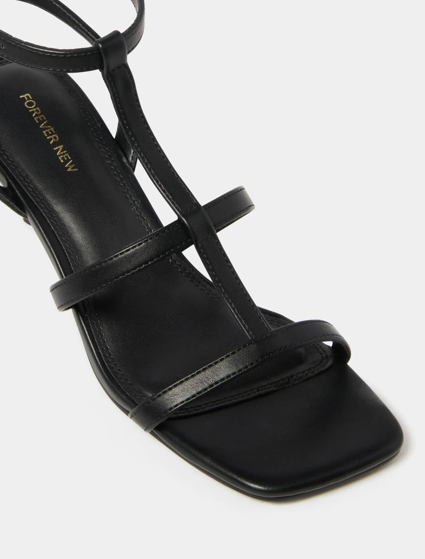 Cindy Simple Sandal Heel