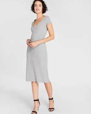 Sleeveless V-Neck Sweater Dress