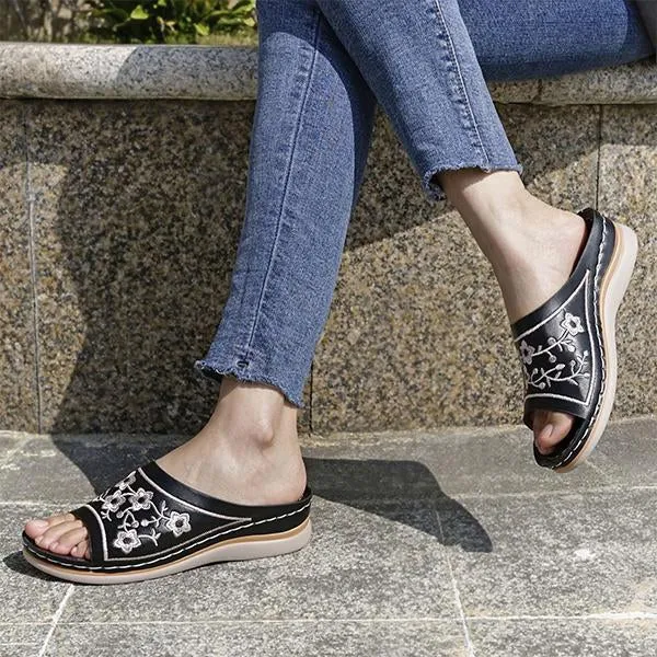 Women's Vintage Casual Embroidered Slippers 50736317S